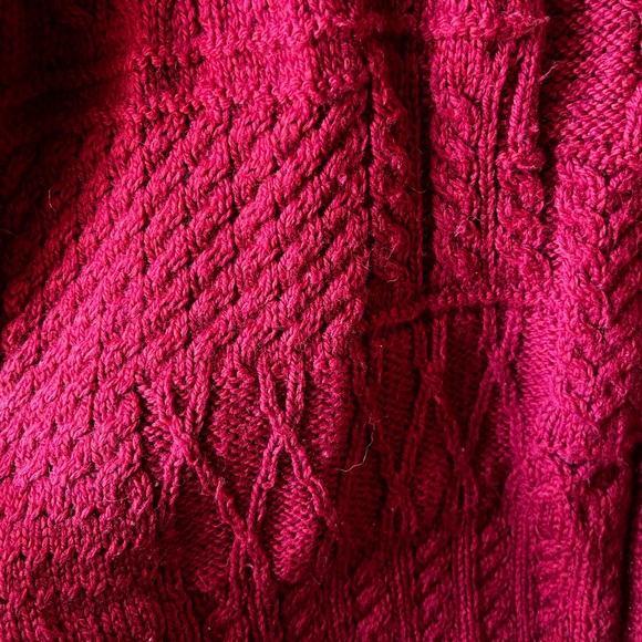 CARRAIG DONN Irish Merino Wool Cardigan Fisherman Sweater Cabled Aran Chunky S - Picture 6 of 8